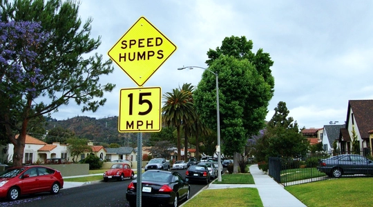 speed_hump.jpg