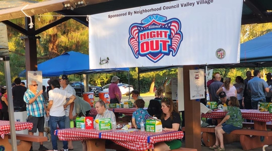 A photo of the NNN banner.