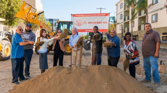 Councilmember Krekorian breaks ground at Keswick Pocket Park.