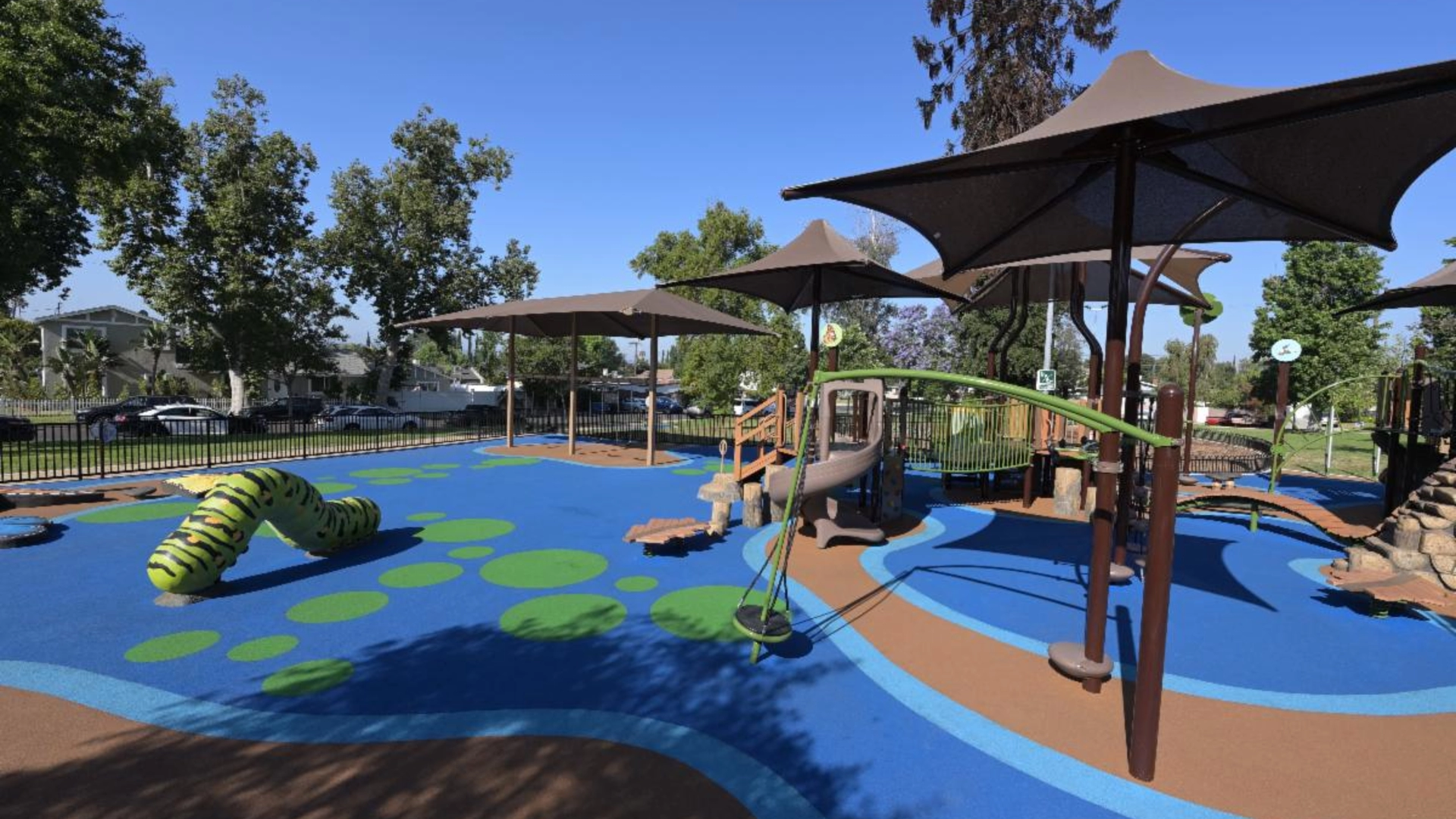 A photo of the Laurel Grove Park.