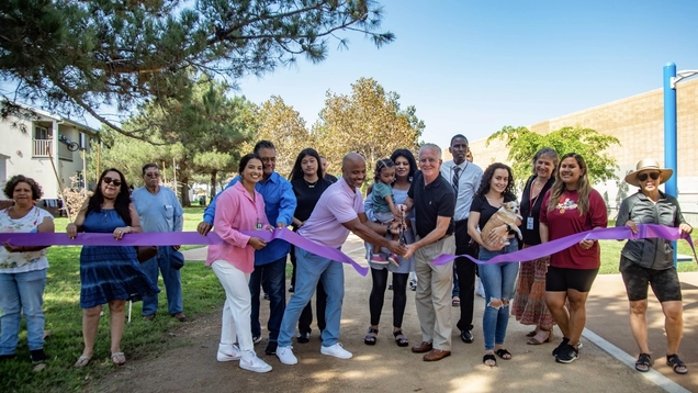 Council President Krekorian cuts ribbon at renovated De Garmo Park