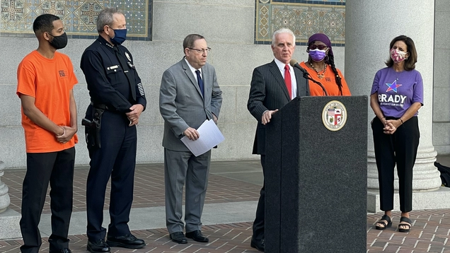 Ghost_Guns_presser_2_crop8a9d.jpg