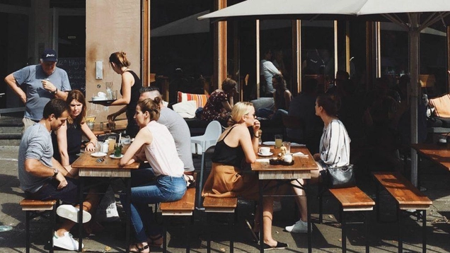 Outdoor_Dining_25c93.jpg