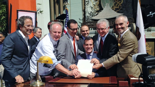 ab1839_signing375b.jpg ab1839_signing.jpg