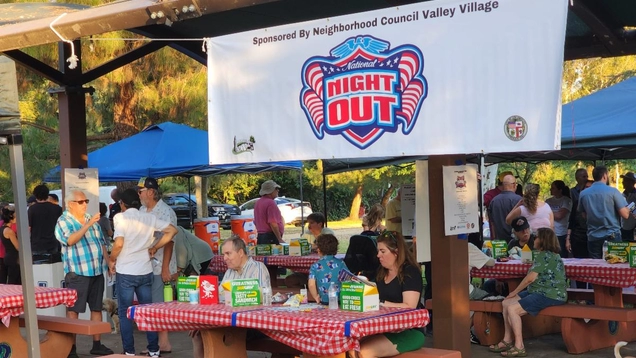 A photo of the NNN banner.